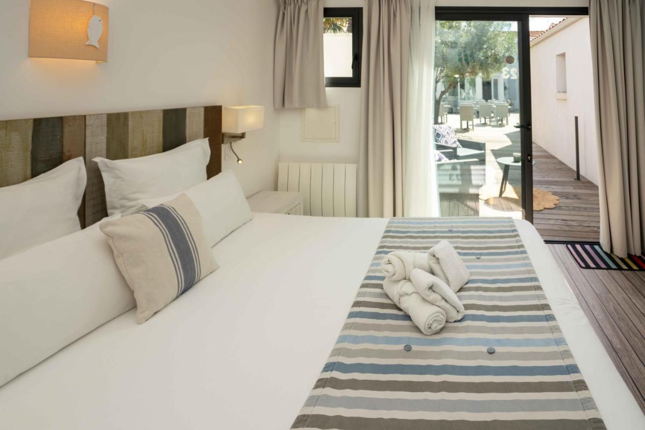Hotel Le Square Saint-Pierre-d'Oleron Exterior photo
