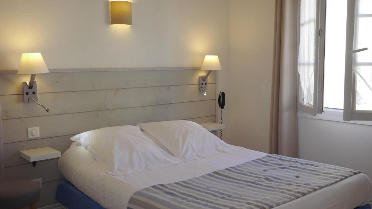 Hotel Le Square Saint-Pierre-d'Oleron Exterior photo
